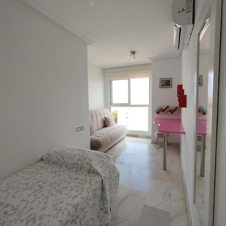 Atico Duplex Con Vistas Al Mar. Dos Plazas De Garaje Apartment Torremolinos Exterior photo